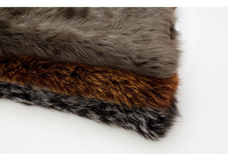 秀格皮草行 进口托斯卡纳皮毛一体服装革 深棕色蟒蛇风格整张羊皮