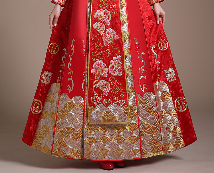 2016baby同款秀禾服龙凤褂中式婚纱礼服复古新娘敬酒服蕾丝冬红色