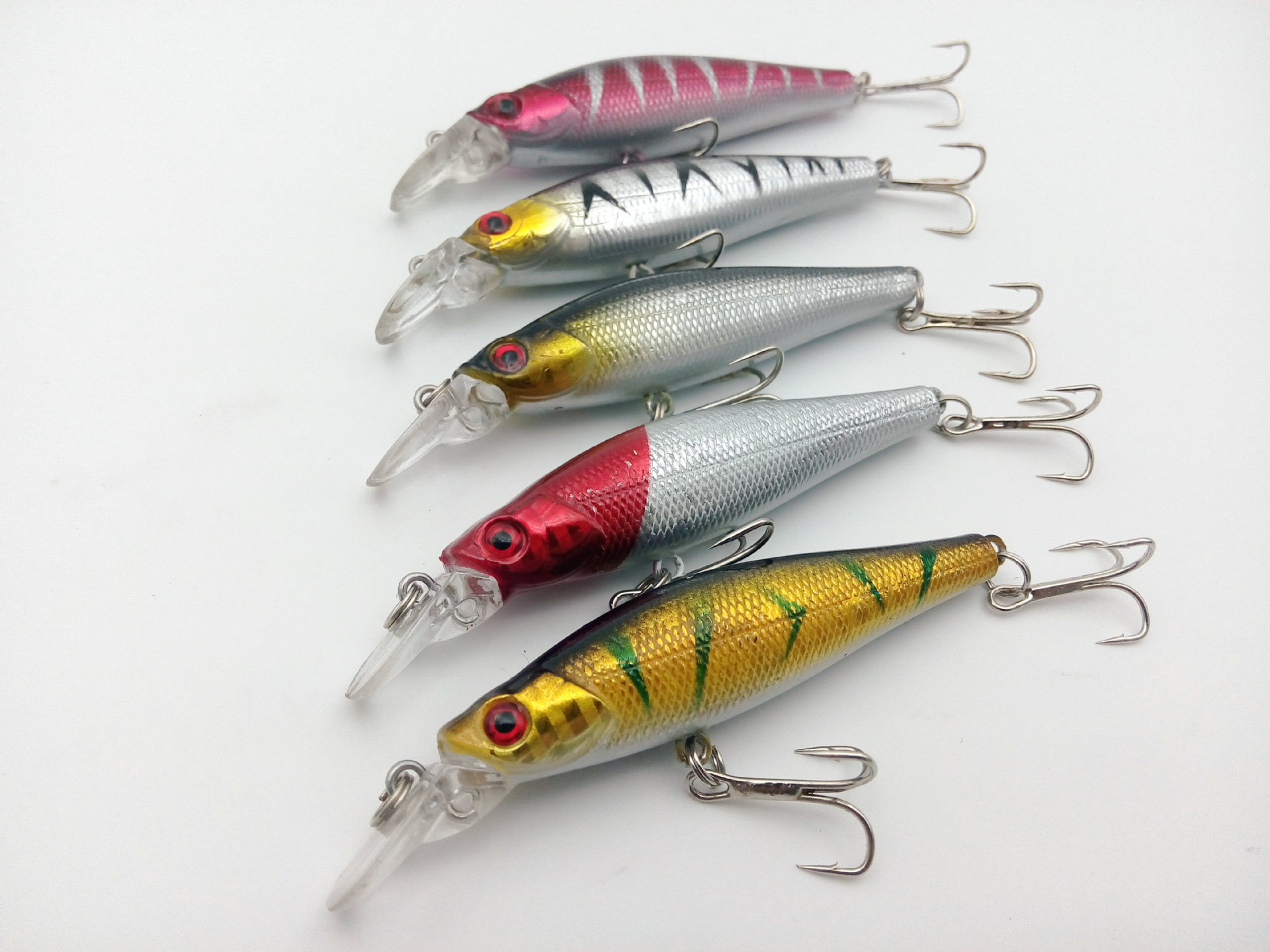 2016火爆款户外垂钓钓鱼假饵9cm/8.5g塑料米诺路亚饵仿真硬鱼饵