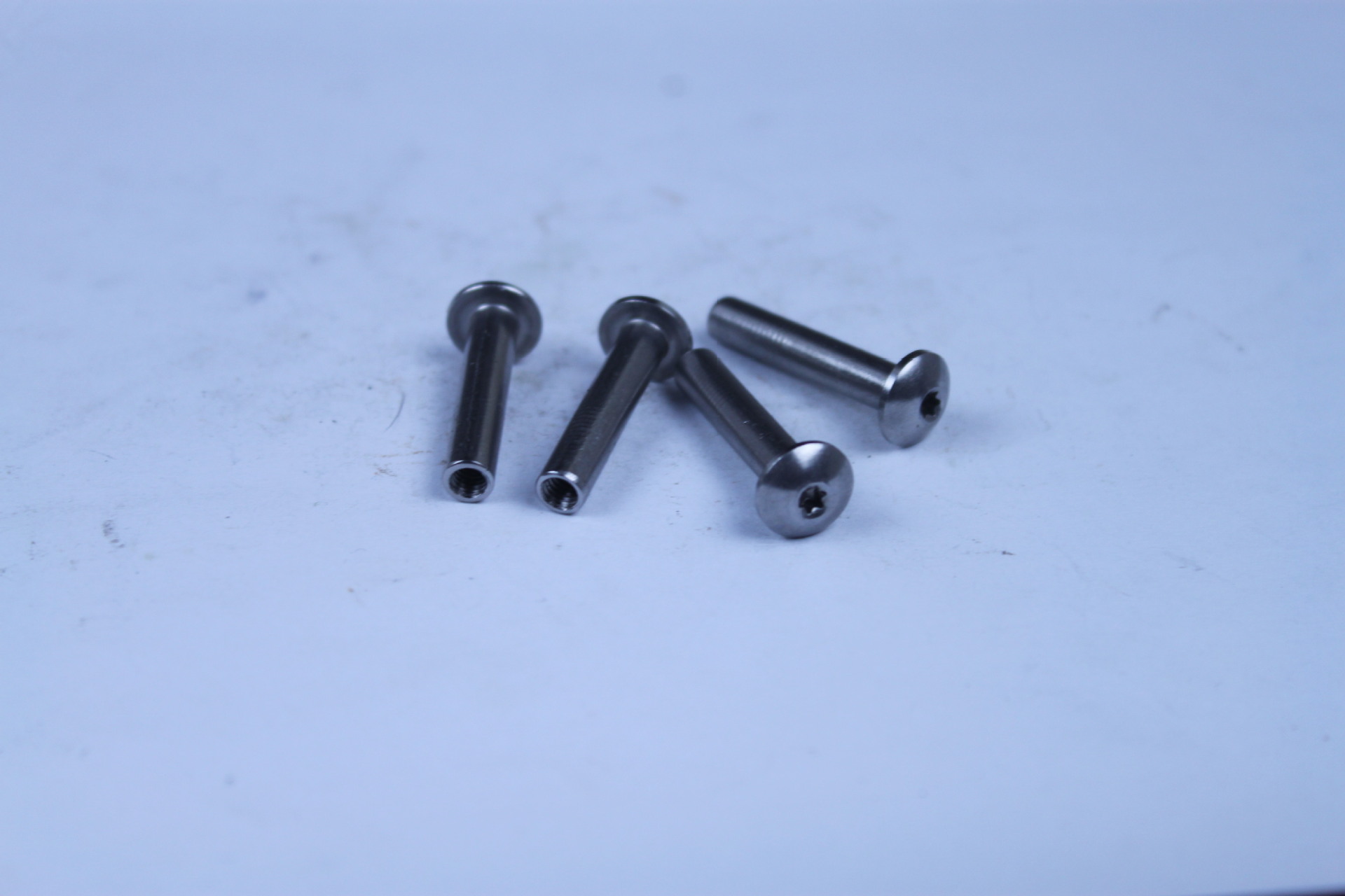 不锈钢螺丝公母钉