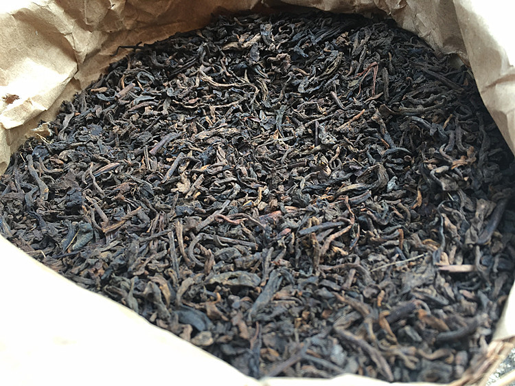 黑茶陈年六堡茶80年代广西横县茶厂革命委员会1000克竹筐