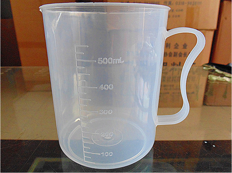 实验室pp刻度量杯塑料烧杯2000ml300ml耐高温耐酸碱15ml100ml量杯