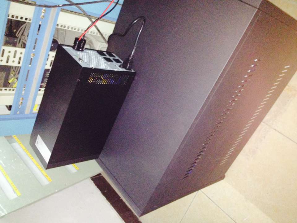 在线式ups_深圳圣荣达科技 C3KS\/3000VA\/直