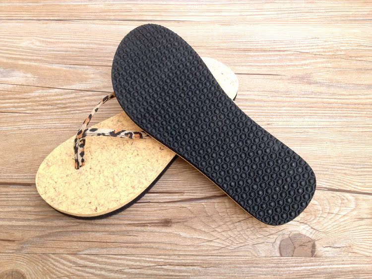 新款人字拖_2016时尚新款人字拖女鞋底平底凉拖鞋批发厂价 - 阿里巴巴