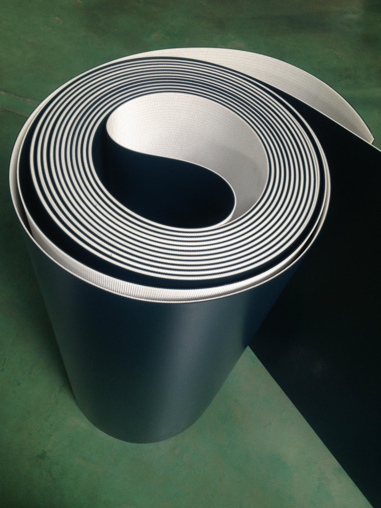 供应轻型输送带 传送带 平面皮带 流水线输送带 图片_高清大图 - 阿里