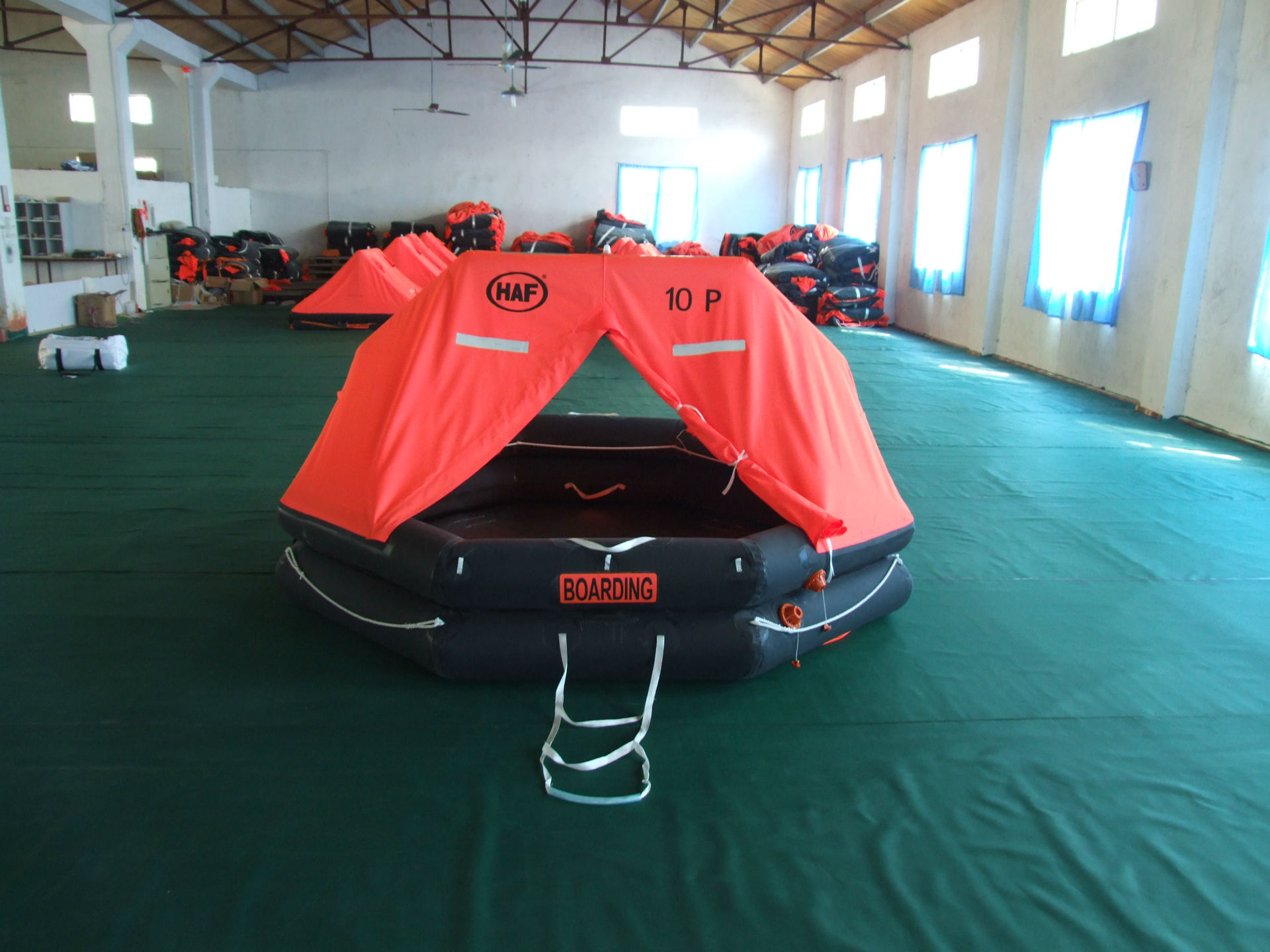 hafa型船用自扶正抛投气胀救生筏zy渔检救生筏