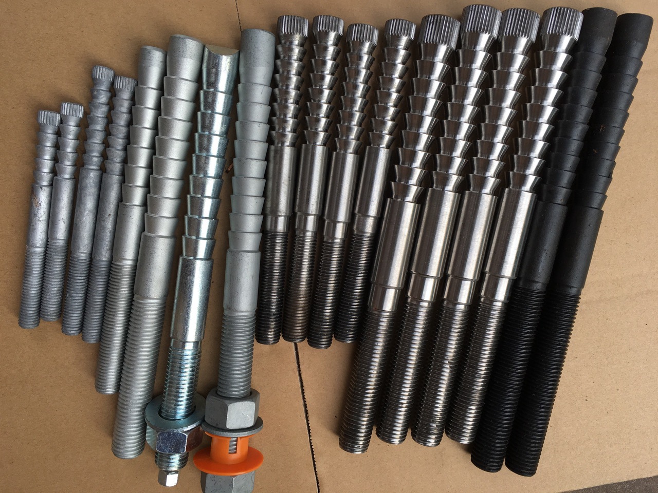 生产特殊倒锥形化学锚栓m16*195(10.9s合金钢)