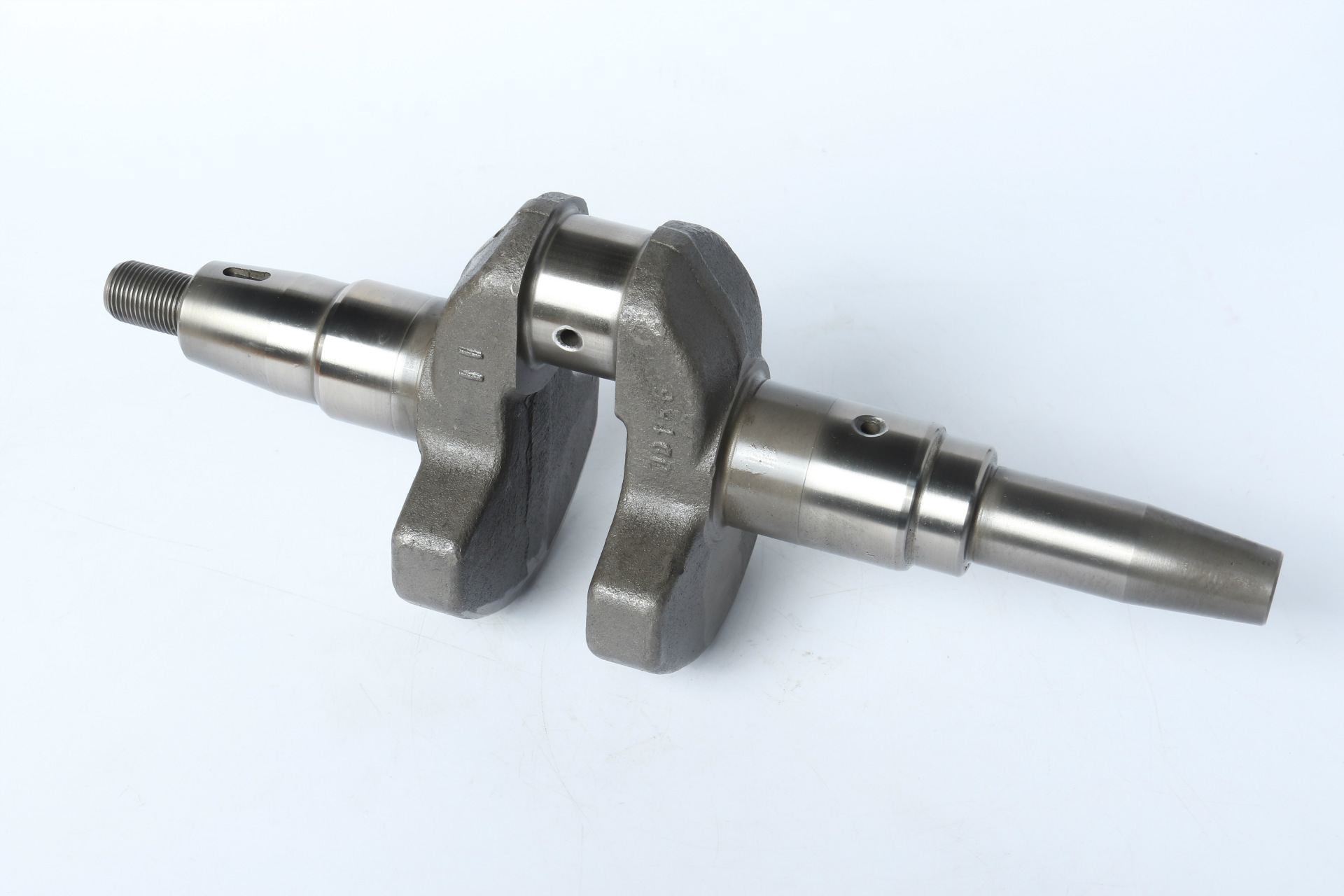 柴油发动机曲轴186-v1