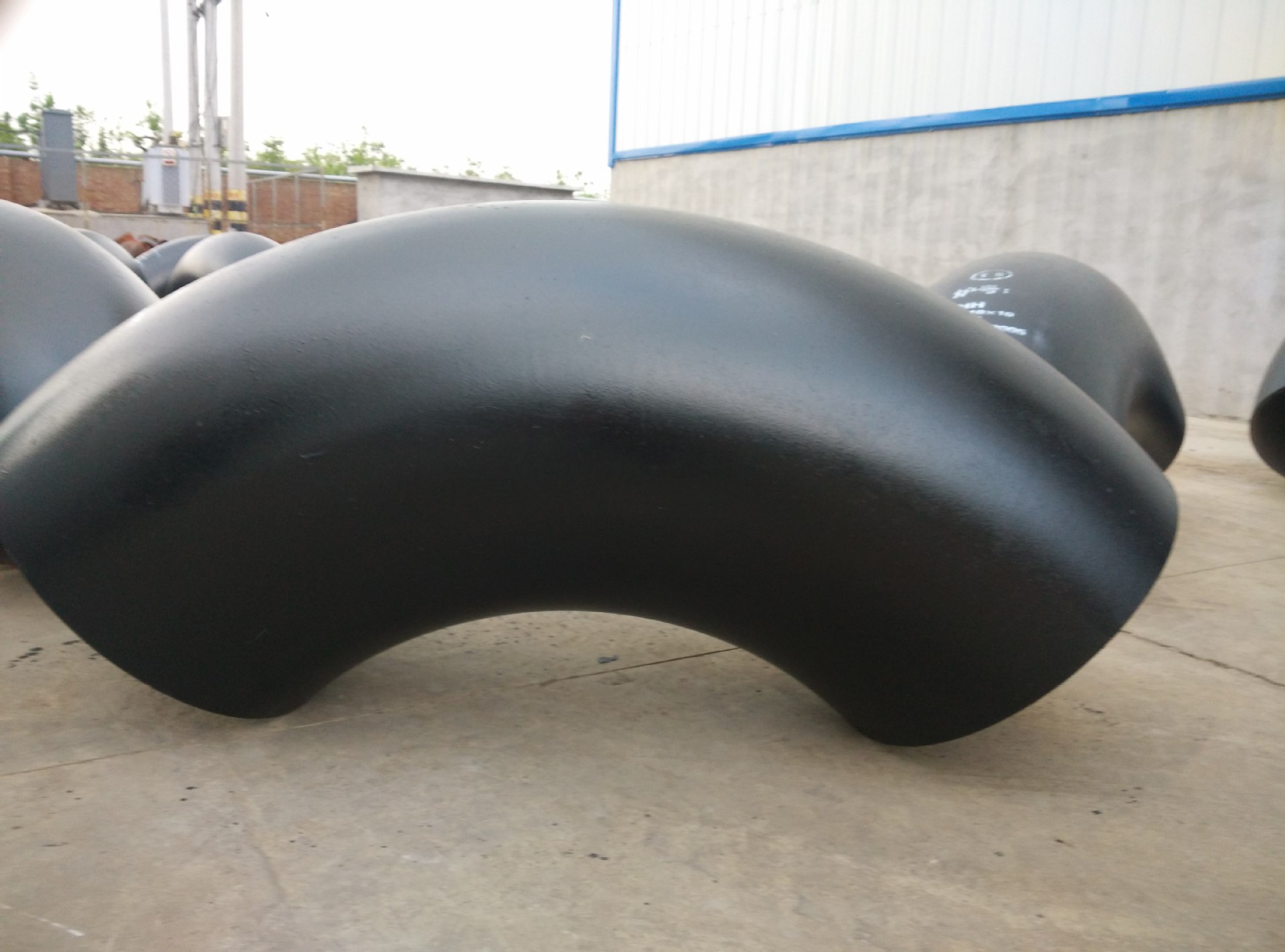 大型管道弯头供应批发城建工程输水输气工程弯头供应