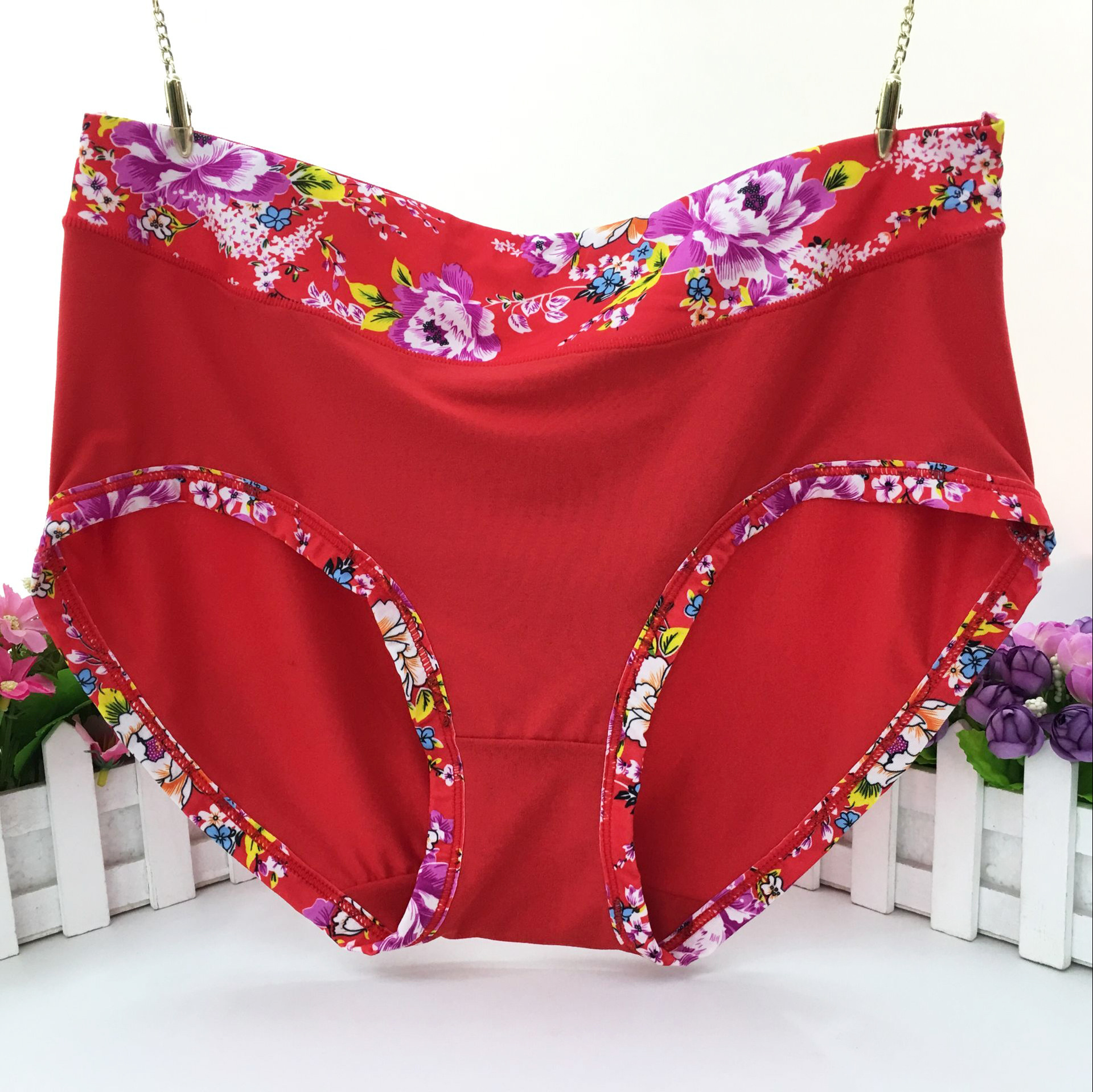 大码牛奶丝女士内裤 新款中腰碎花弹力舒适