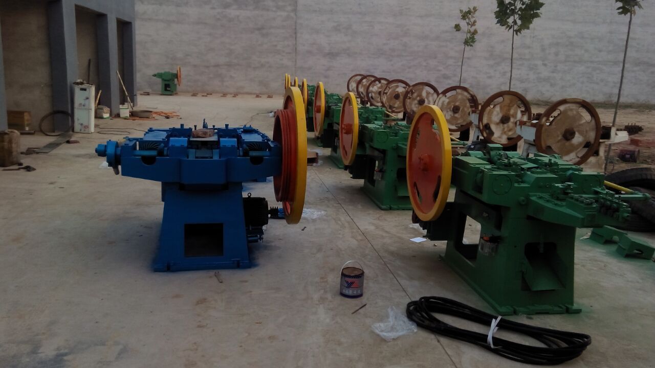 金属成型设备-自动数控制钉机 河北翔鹏全自动高速制钉机拉丝机厂