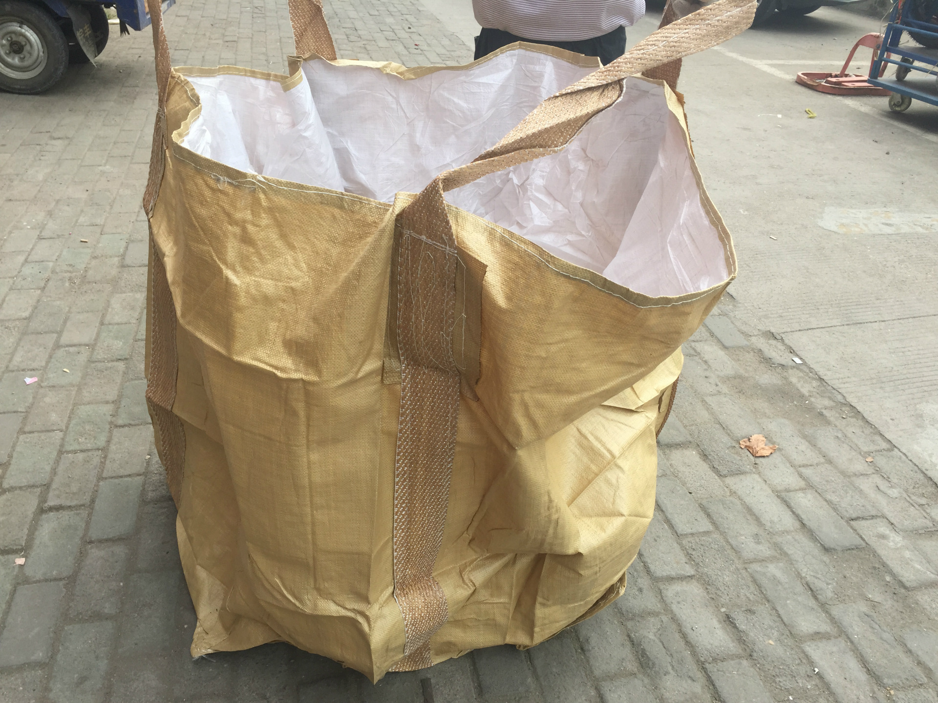 全新黄色吨袋90*90*105集装袋带聚丙烯 大吨包 托底十字厂家直销