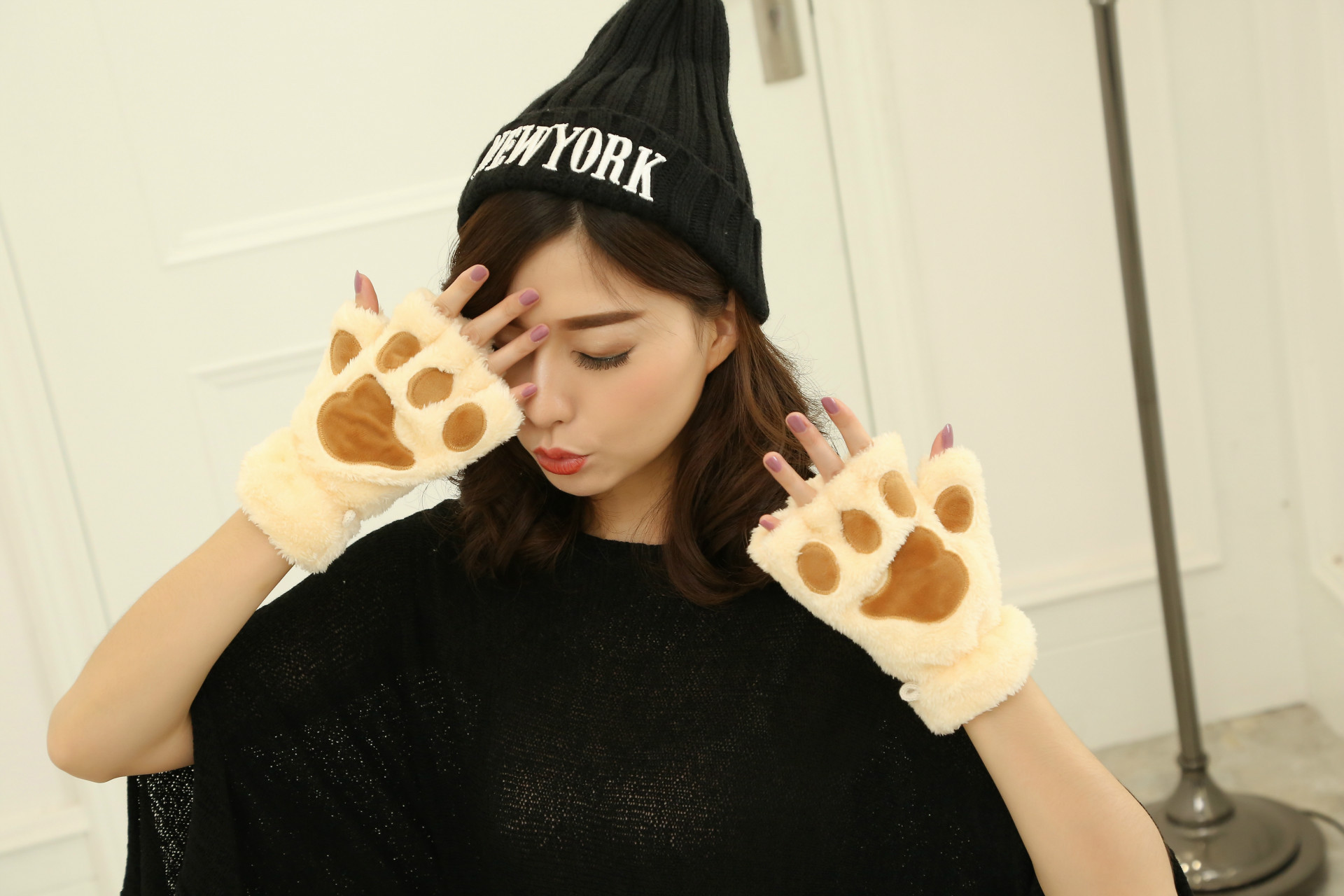 猫爪手套 冬季可爱卡通猫咪女生露指手套 加厚绒毛熊掌半指手套