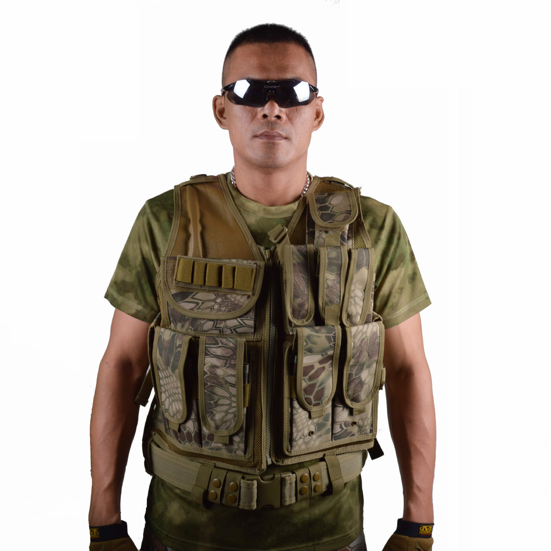 【酋长】户外野战背心 蟒纹新一代vt08