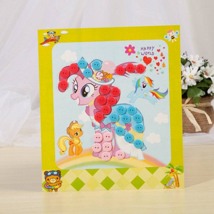 厂家直销月亮脸扣子笑脸扣多种纽扣黏贴画儿童手工ddiy益智玩具