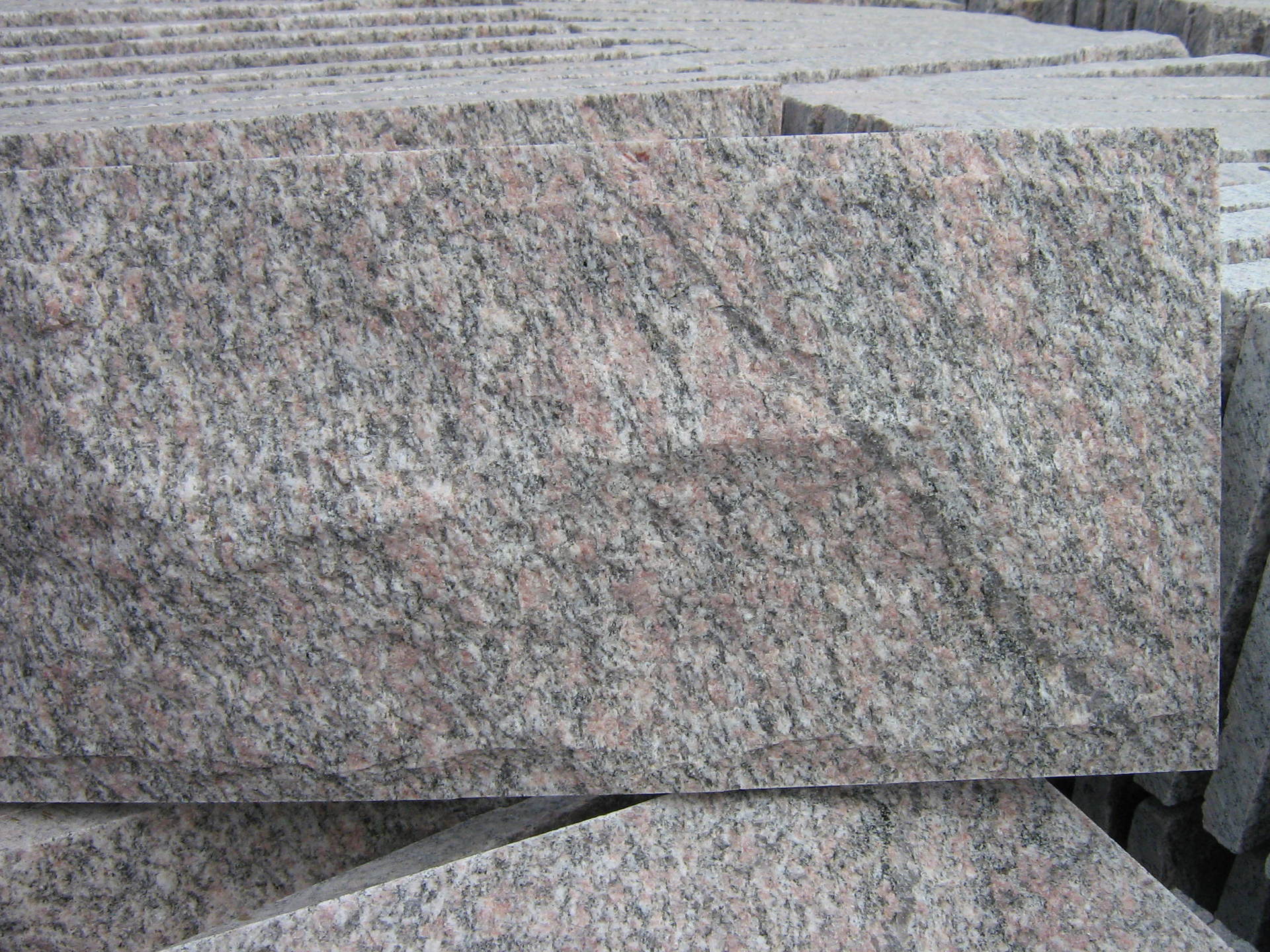 河北蘑菇石厂家供应黑色黑白花蘑菇石将军红晚霞红花岗岩蘑菇石