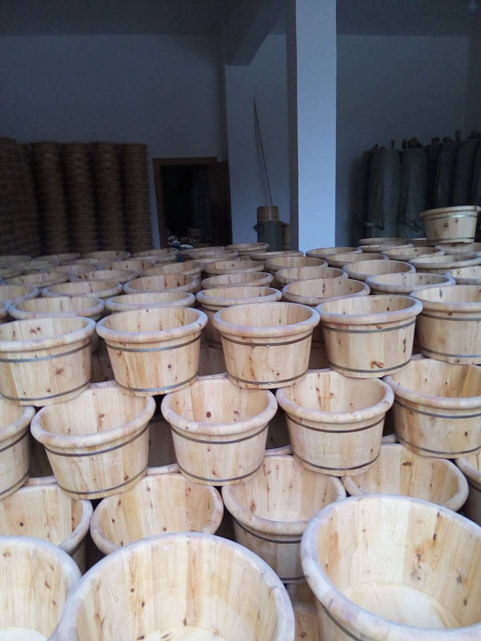 批发香柏木足浴桶泡脚木桶 桑拿房足疗洗脚木盆 高26cm洗脚木桶