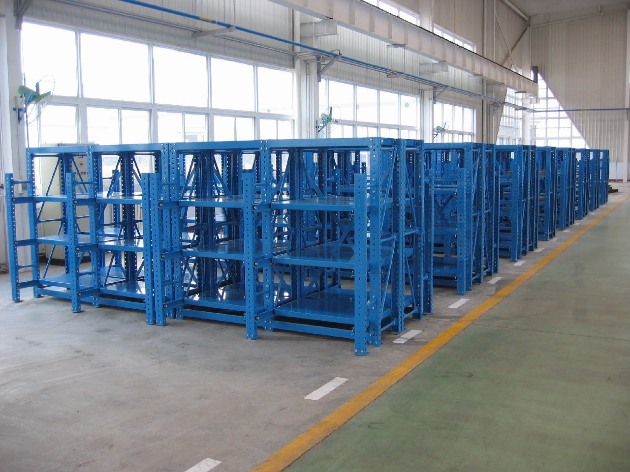 wukcon厂家订制标准三格四层模具架重型三立柱/半开式模具货架