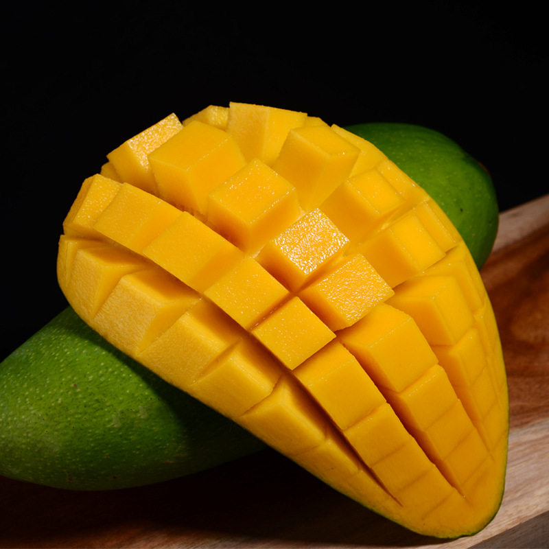 海南大青芒当季时令新鲜水果金煌芒现摘青皮大芒果肉厚核小批发