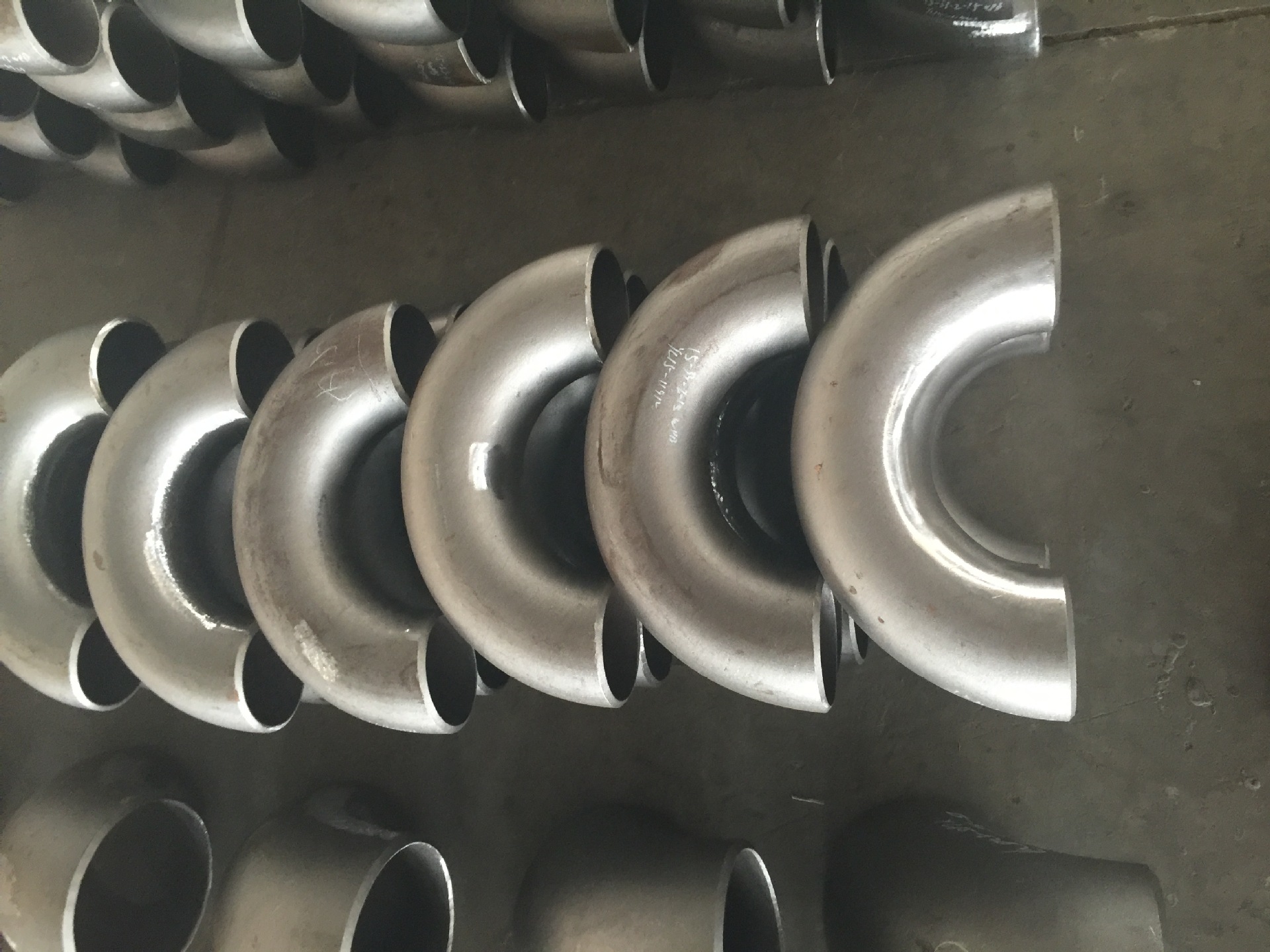 供应厂家直销弯头 180度弯头