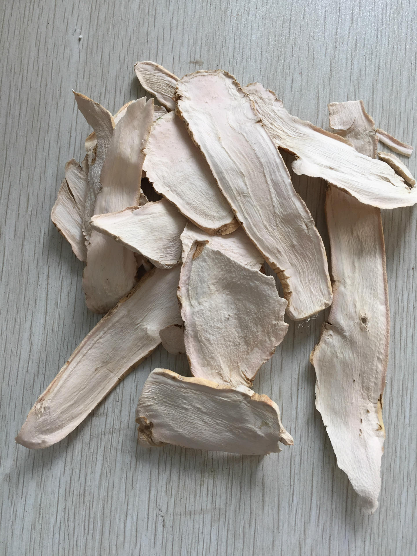 厂家供应优质脱水辣根辣根片 散装食用干辣根片 量大从优