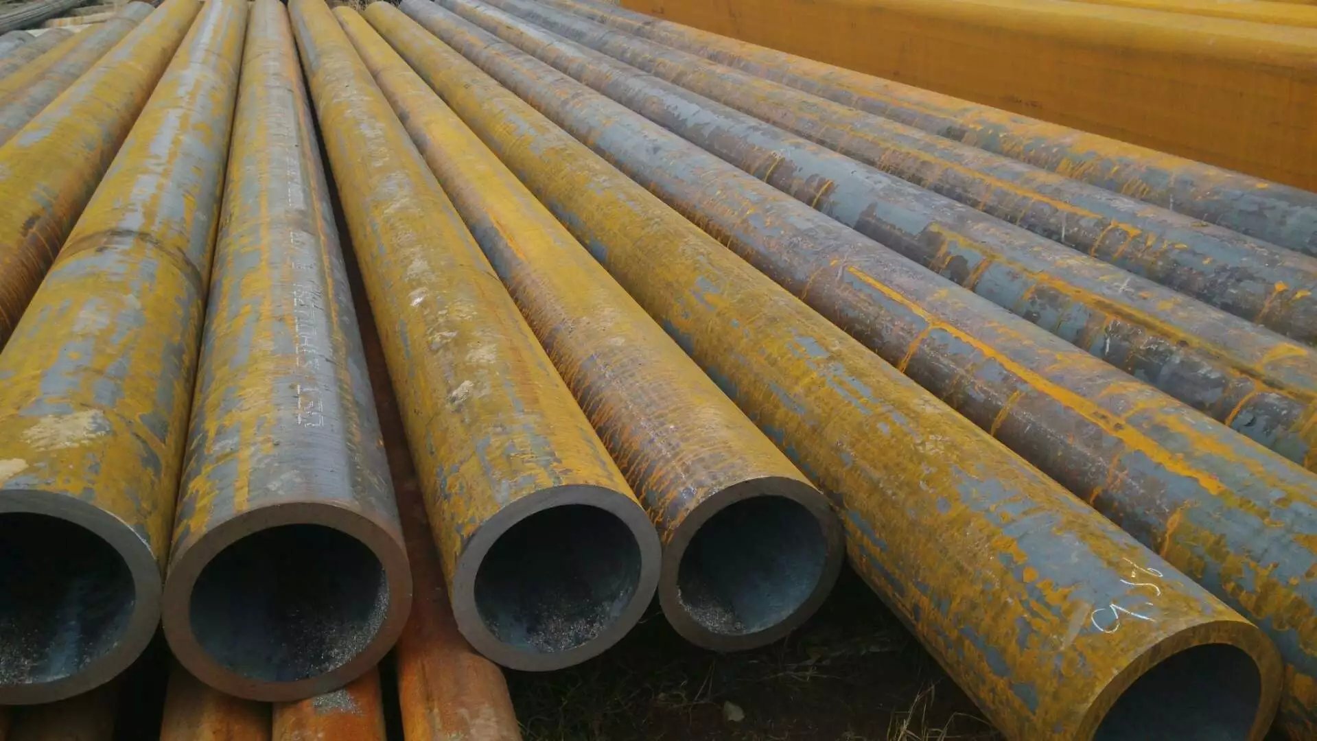 12cr2mo合金管12cr5mont石油裂化管20g高压锅炉管