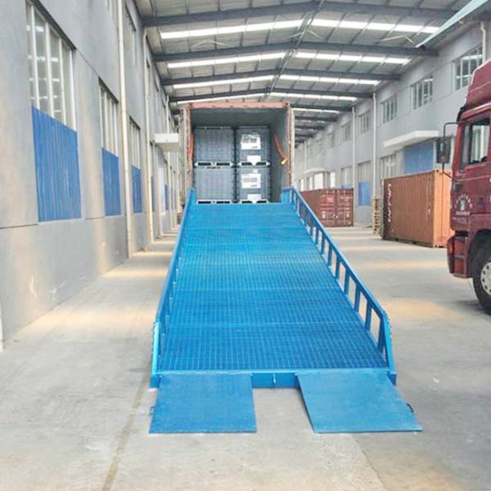 登车桥移动式液压装卸设备 移动集装箱装卸平台 液压移动式登车桥