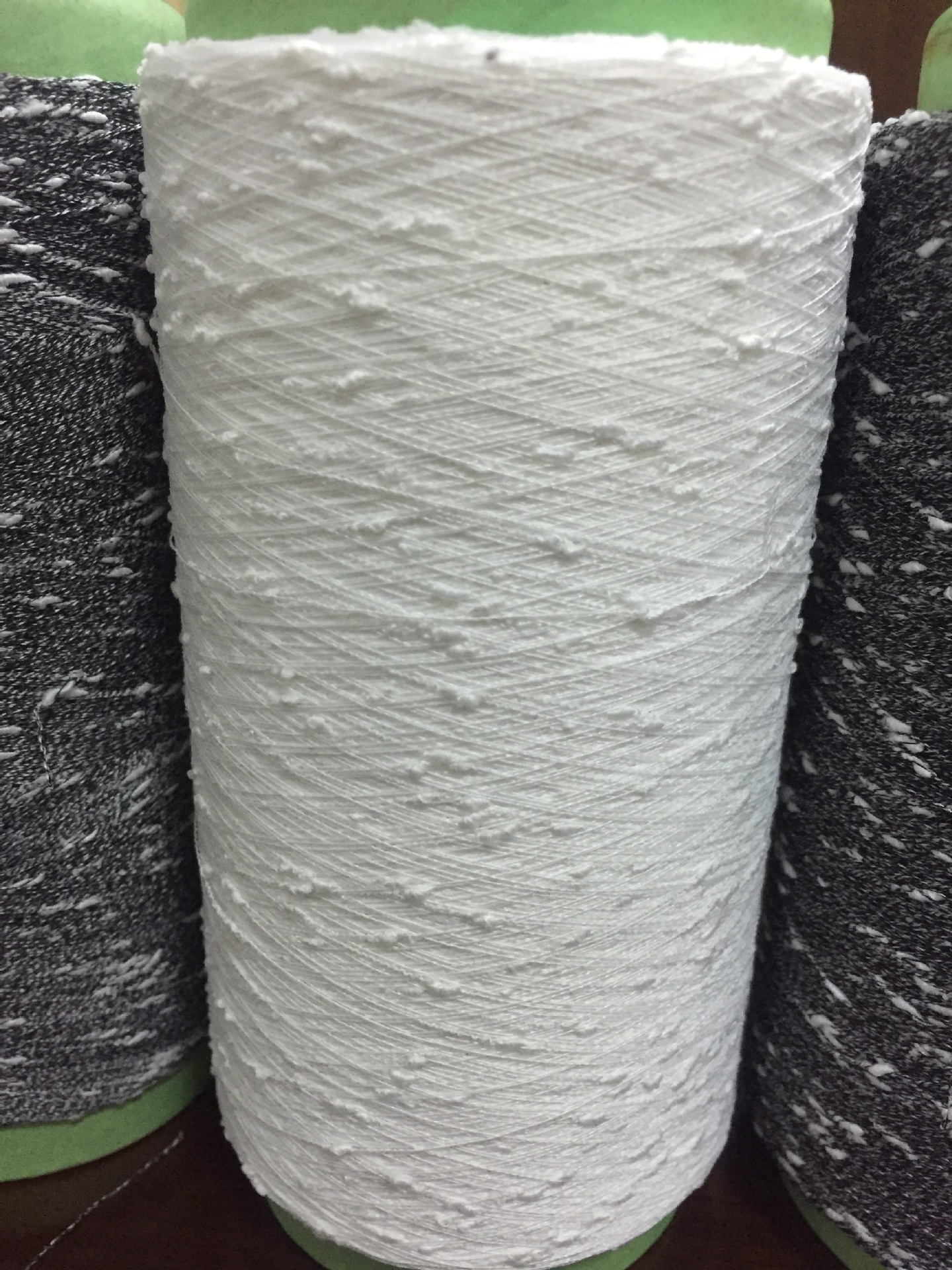 花式纱线围巾面料结子纱粒子纱雪花纱45支