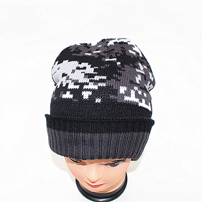 新款迷彩毛线帽 外单加毛绒超厚针织帽 军帽男士毛线帽