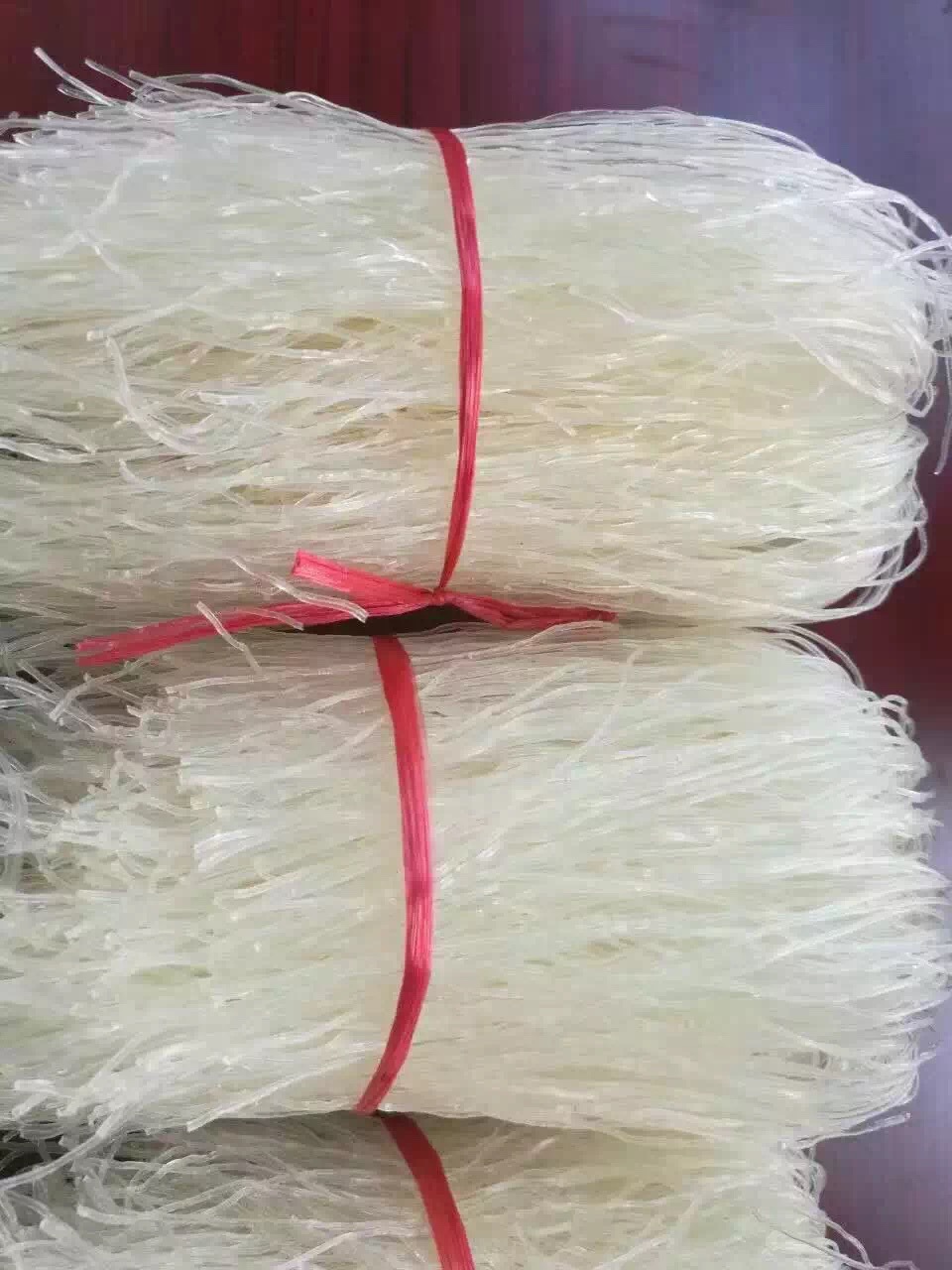 2016跑江湖地摊粉丝展销会10元3把豌豆粉丝 火锅粉丝凉拌粉丝批发