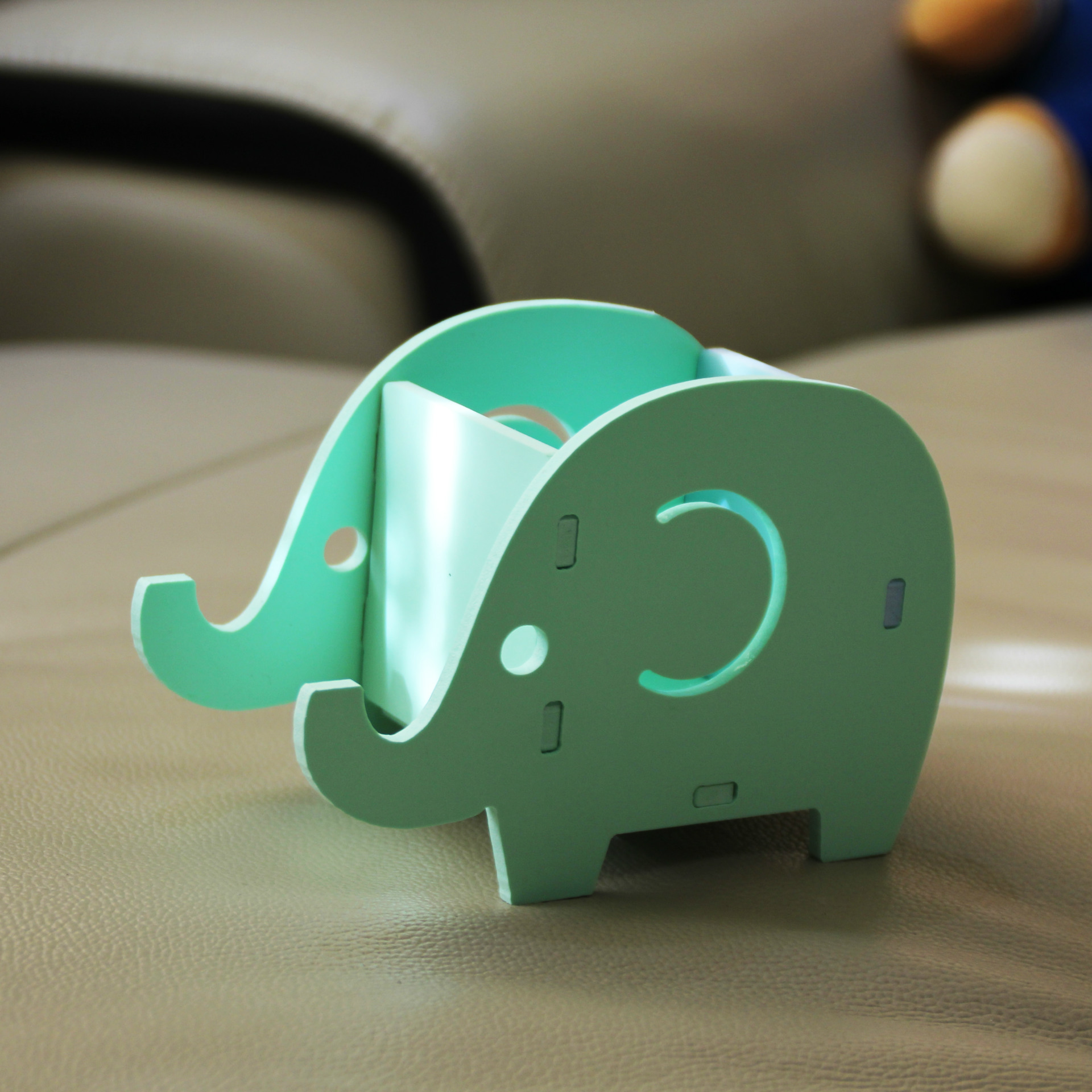 木塑可爱大象笔筒 多功能手机托架笔盒 两用手机支架