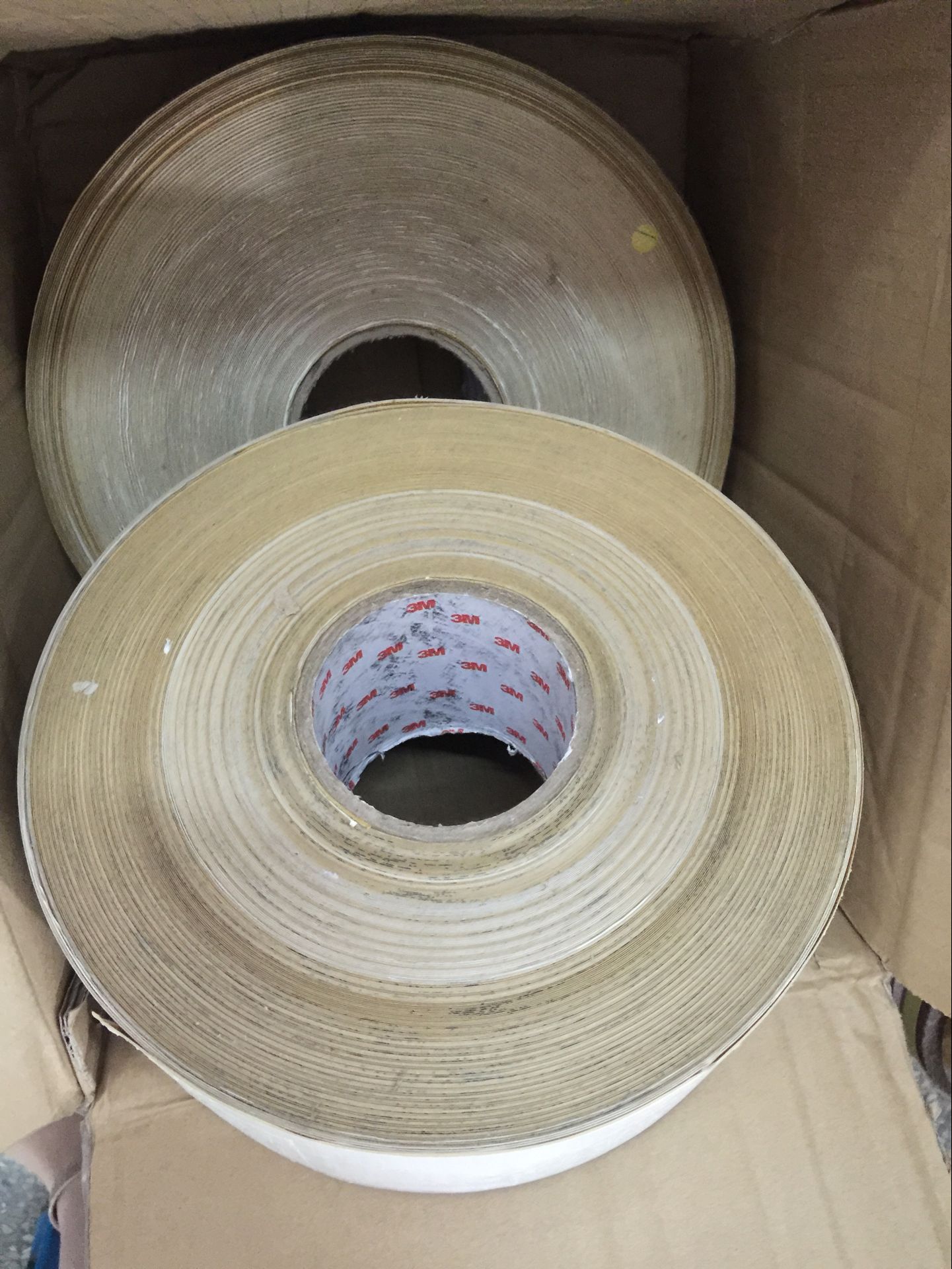 236u 砂纸卷4寸*91.4米带胶砂布卷 不干胶砂卷定做非标