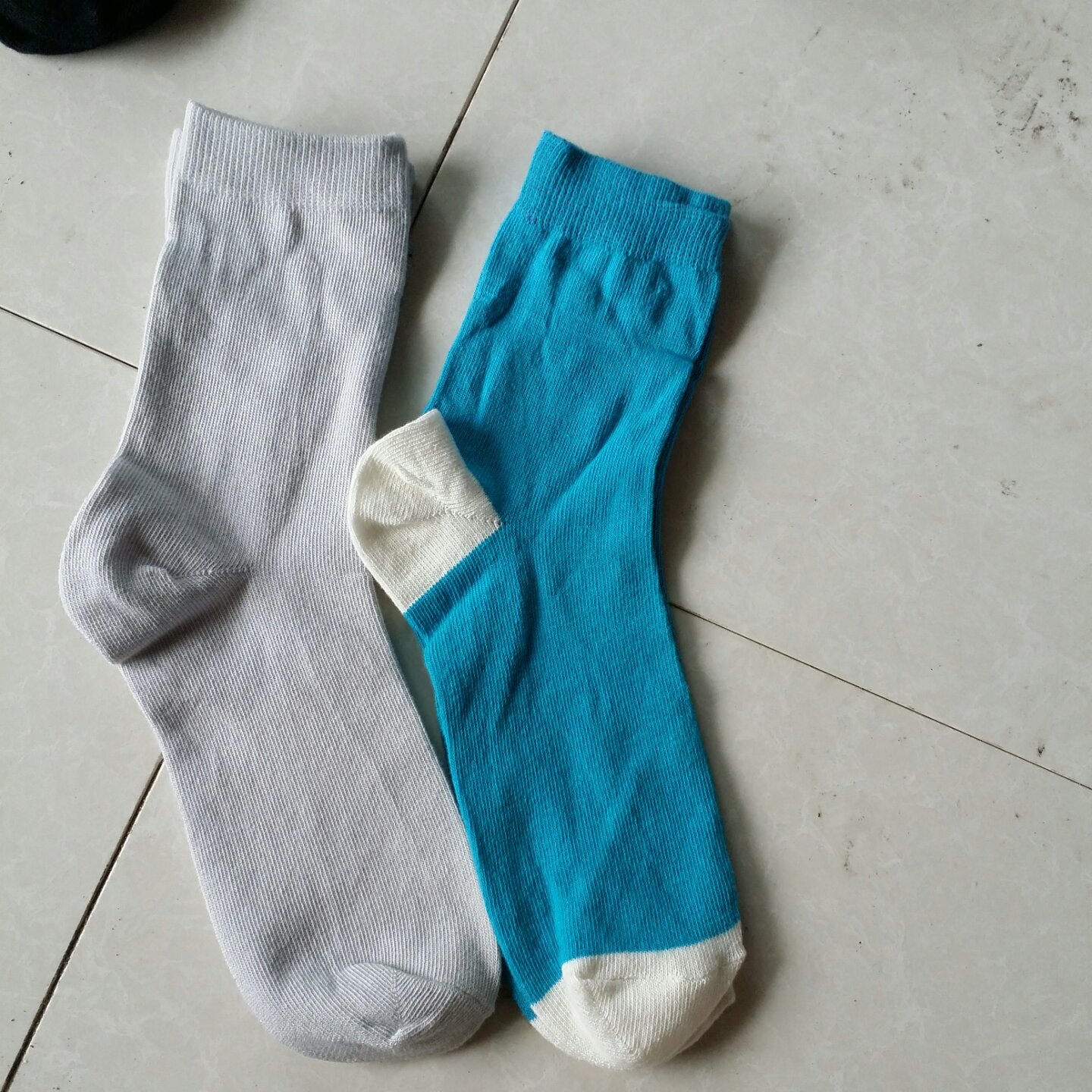 库存批发 纯棉男女袜 混批内销 吸汗透气 地摊袜子甩卖厂家直销