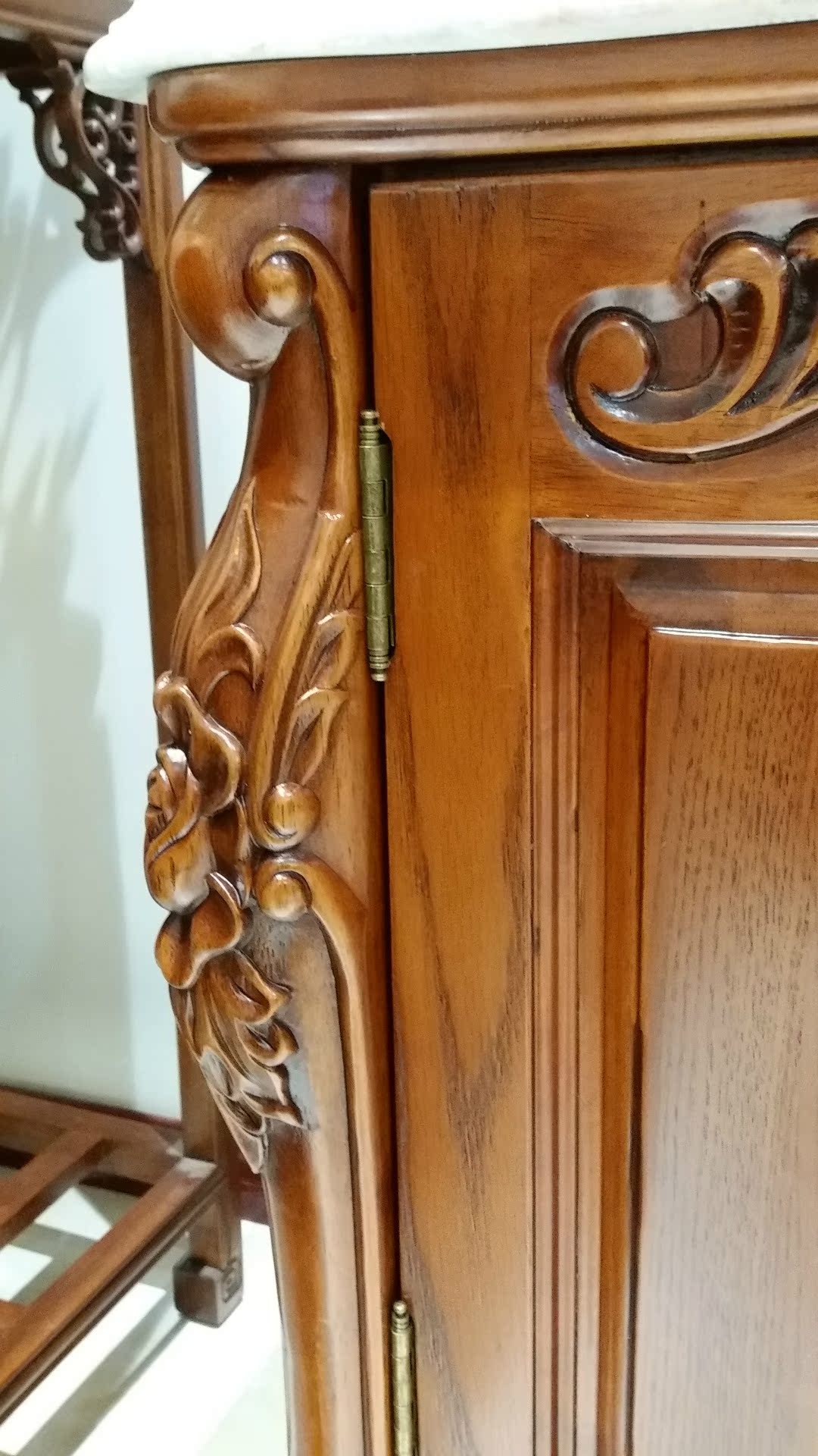 厂家直销批发新款欧式仿古卫浴洁具8829美式开放漆红橡橡木浴室柜