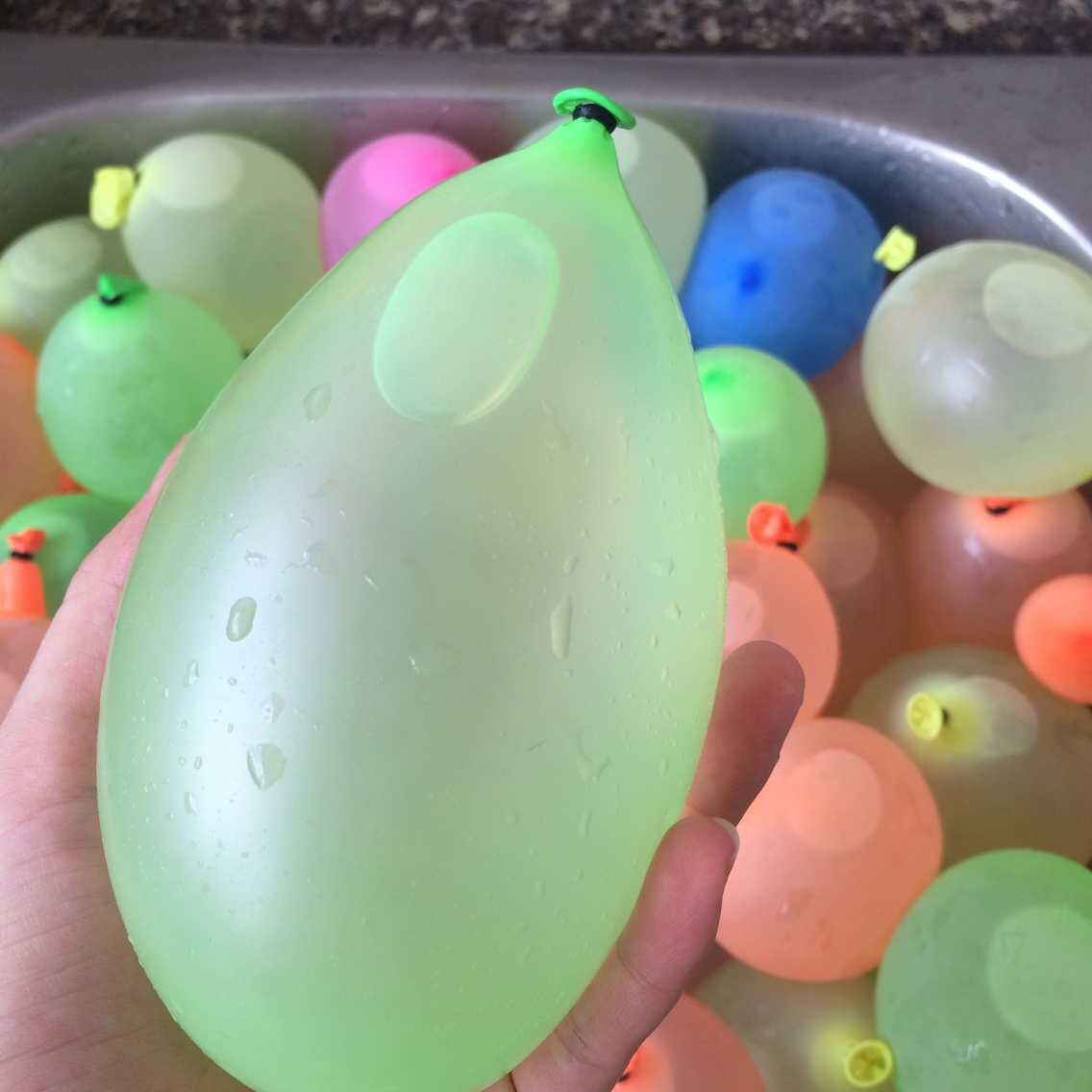 厂家直销 快速注水气球批发 彩色充水气球 水炸弹创意打水仗