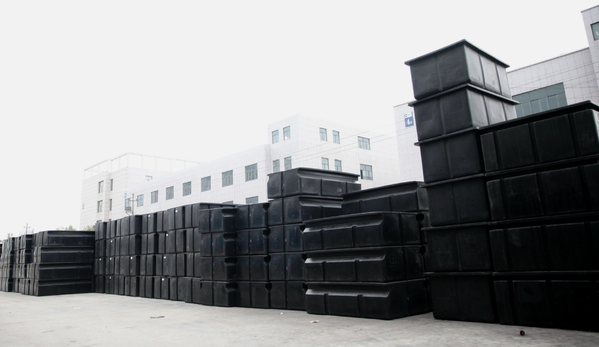 优惠供应海上平台浮体 水上浮筒 浮台浮筏 码头浮箱 钓鱼平台浮筒