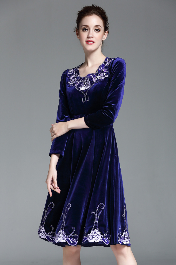 2016秋装长袖高档中老年大码女装金丝绒连衣裙中年妈妈装连衣裙