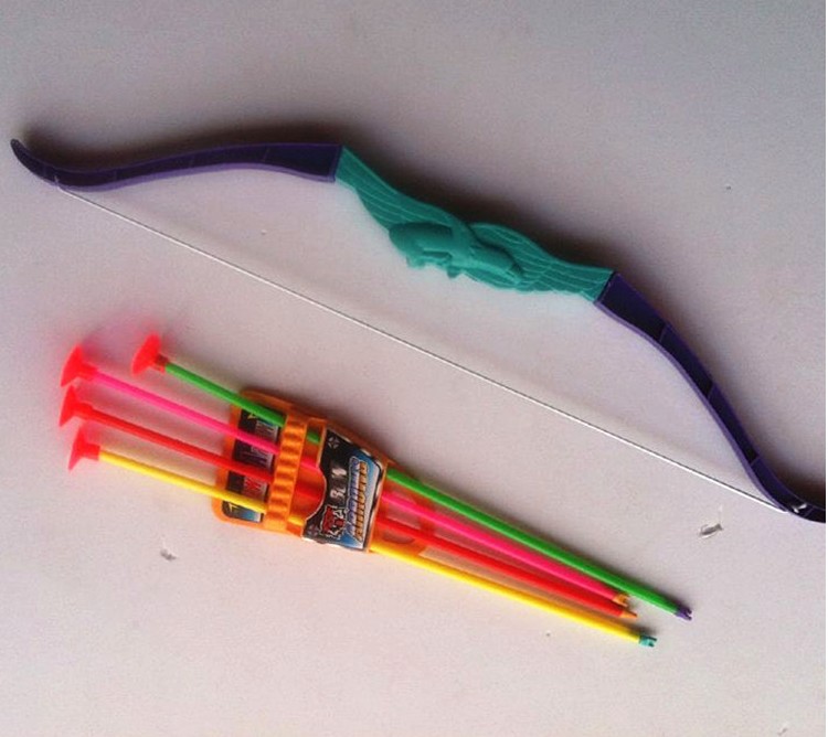 厂家直销 儿童玩具 塑料弓箭套装 10元3件地摊热卖自产自销