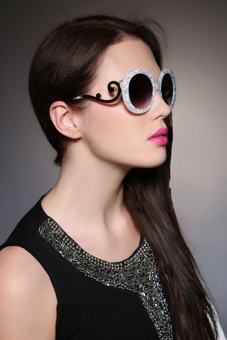 欧美款女士太阳镜复古圆形花纹太阳眼镜墨镜唯美大爱眼