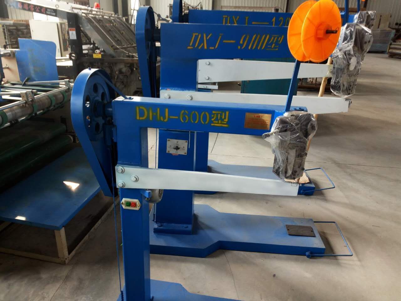 远洋纸箱机械 供应优质钉箱机 打钉机 - 机械设备批发网