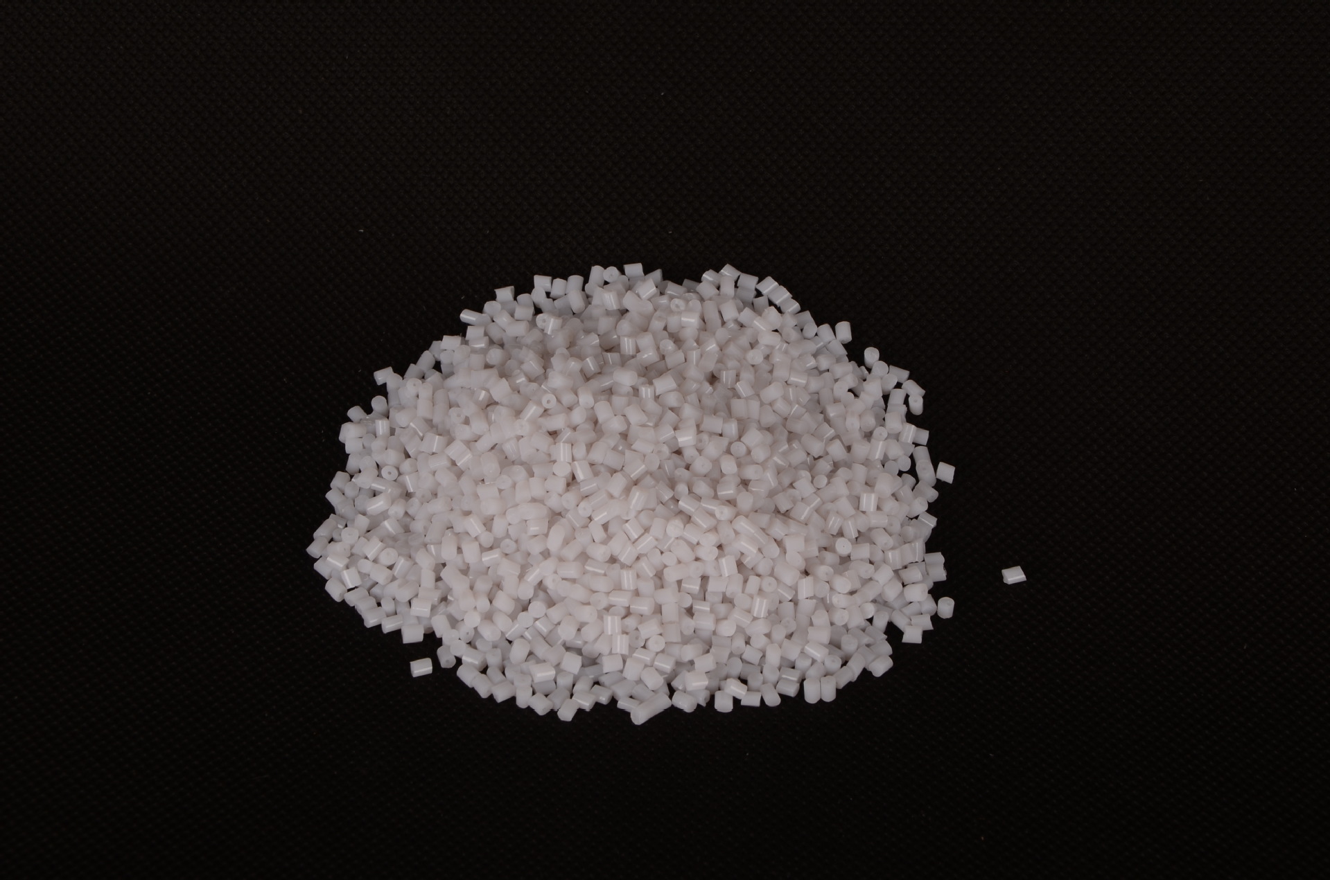 厂家直销供应亚克力颗粒,白口料,副牌料 - 阿里巴巴商友圈