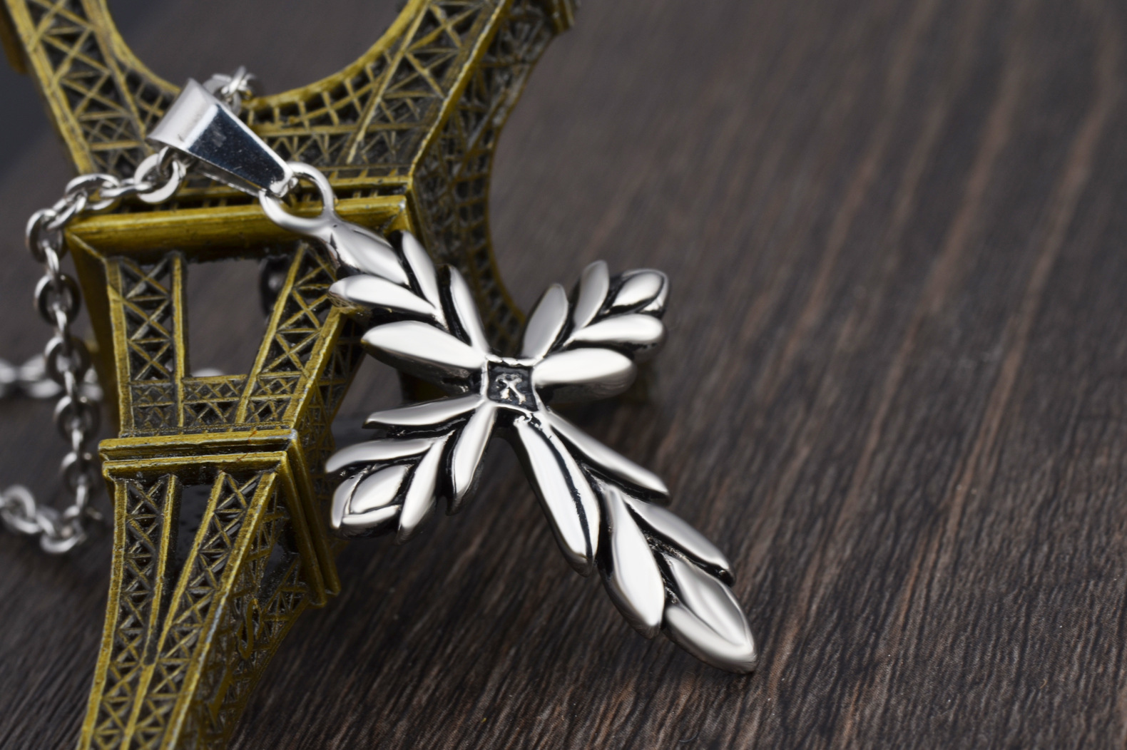 钛钢士男十字架项链不锈钢麦穗吊坠欧美铸造饰品 一件代发