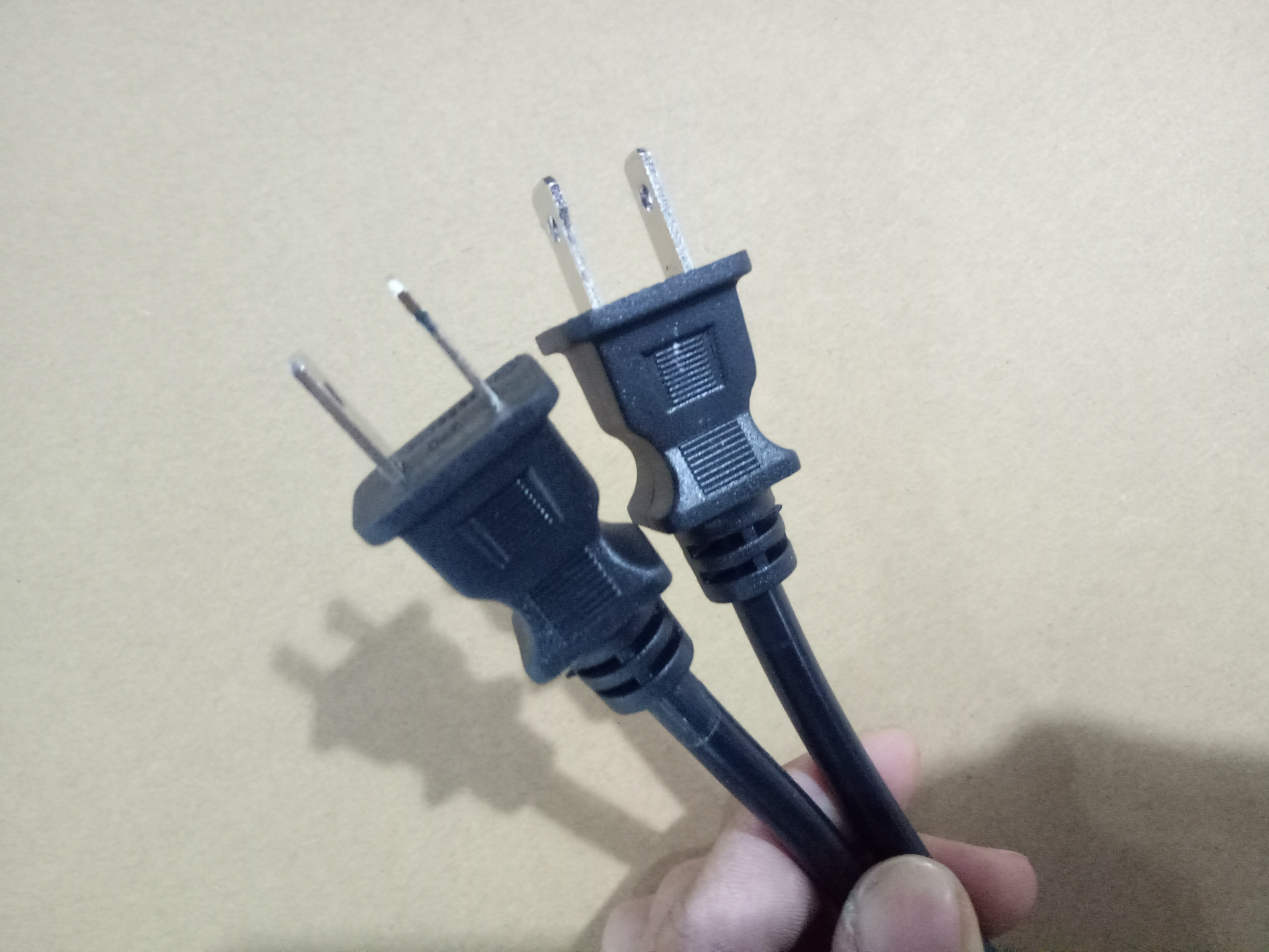 供应美式加拿大插头 ul电源线 二芯美式圆线插头 美式大小片插头