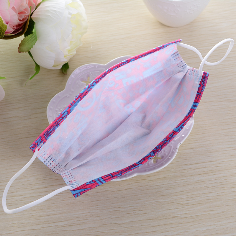 批发水刺布一次性口罩成人平面口罩时尚印花口罩蓝色印花厂家直销