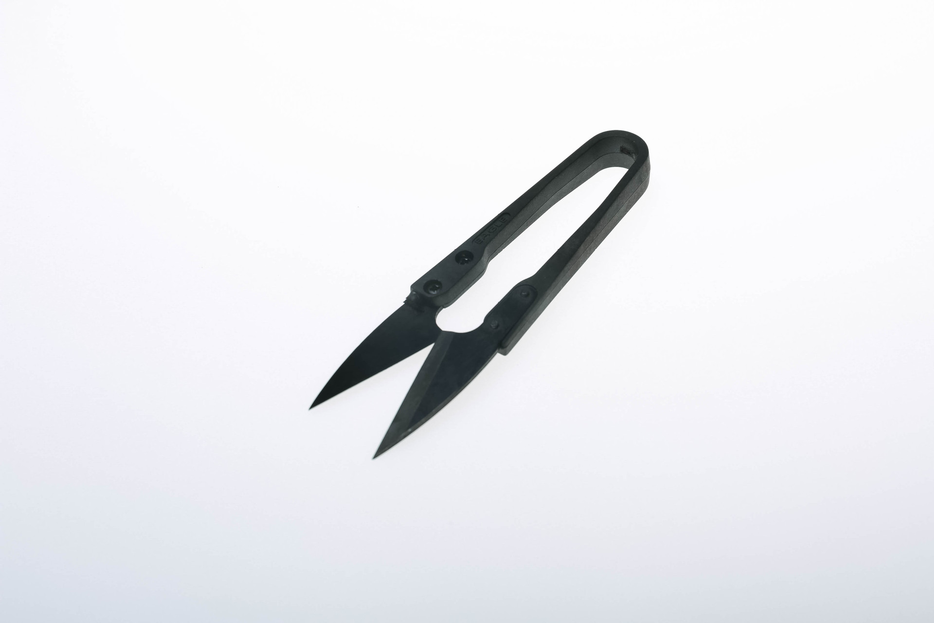 线头小剪刀_厂家黑色塑柄纱剪 十字绣小剪刀 u型 - 阿里巴巴