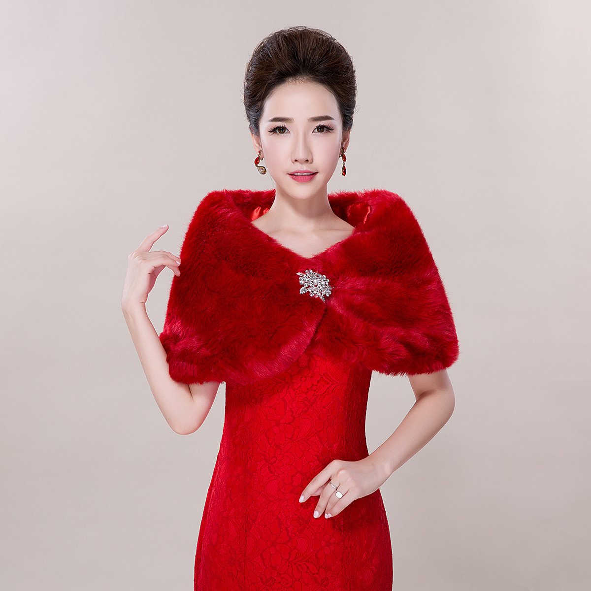 红色毛绒披风结婚礼服新娘披肩斗篷仿兔毛钻