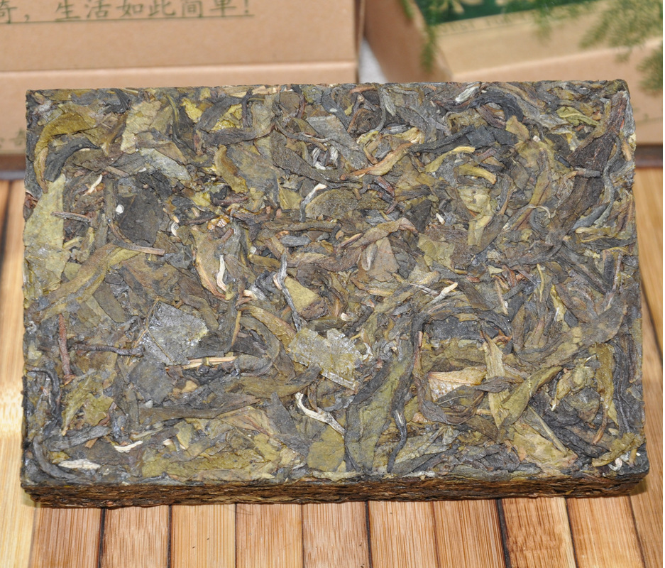 冰岛普洱茶 黄片砖茶纯料金叶 2012年古树茶砖生茶 500g批发包邮