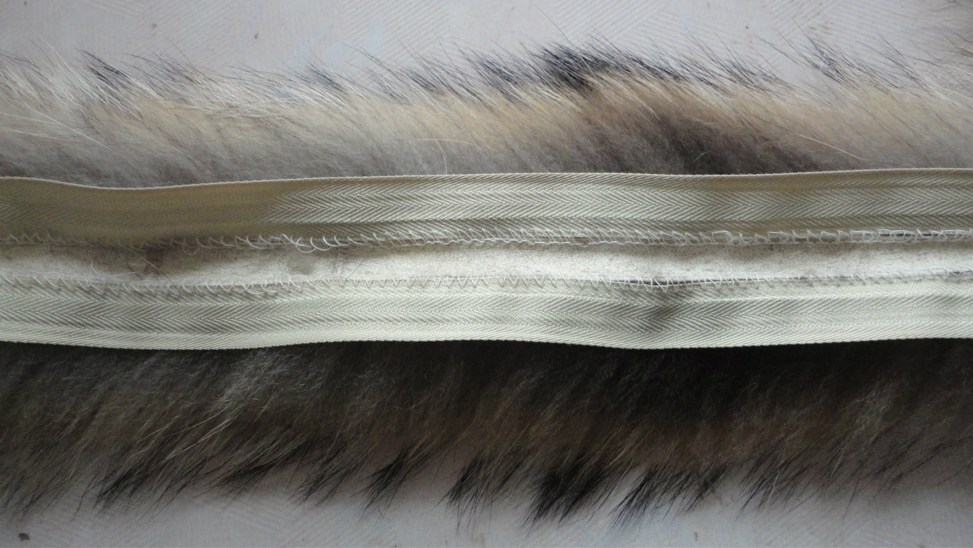 河北大量批发超大真貉子毛毛领毛条 厂家直销皮草服装帽领帽条