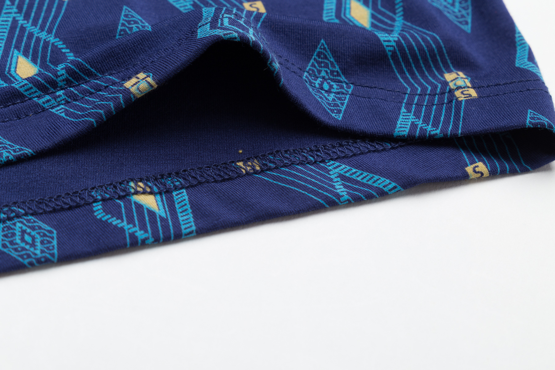 【新款男士内裤莫代尔四角内裤男u凸透气平角内裤厂家批发一条盒装】