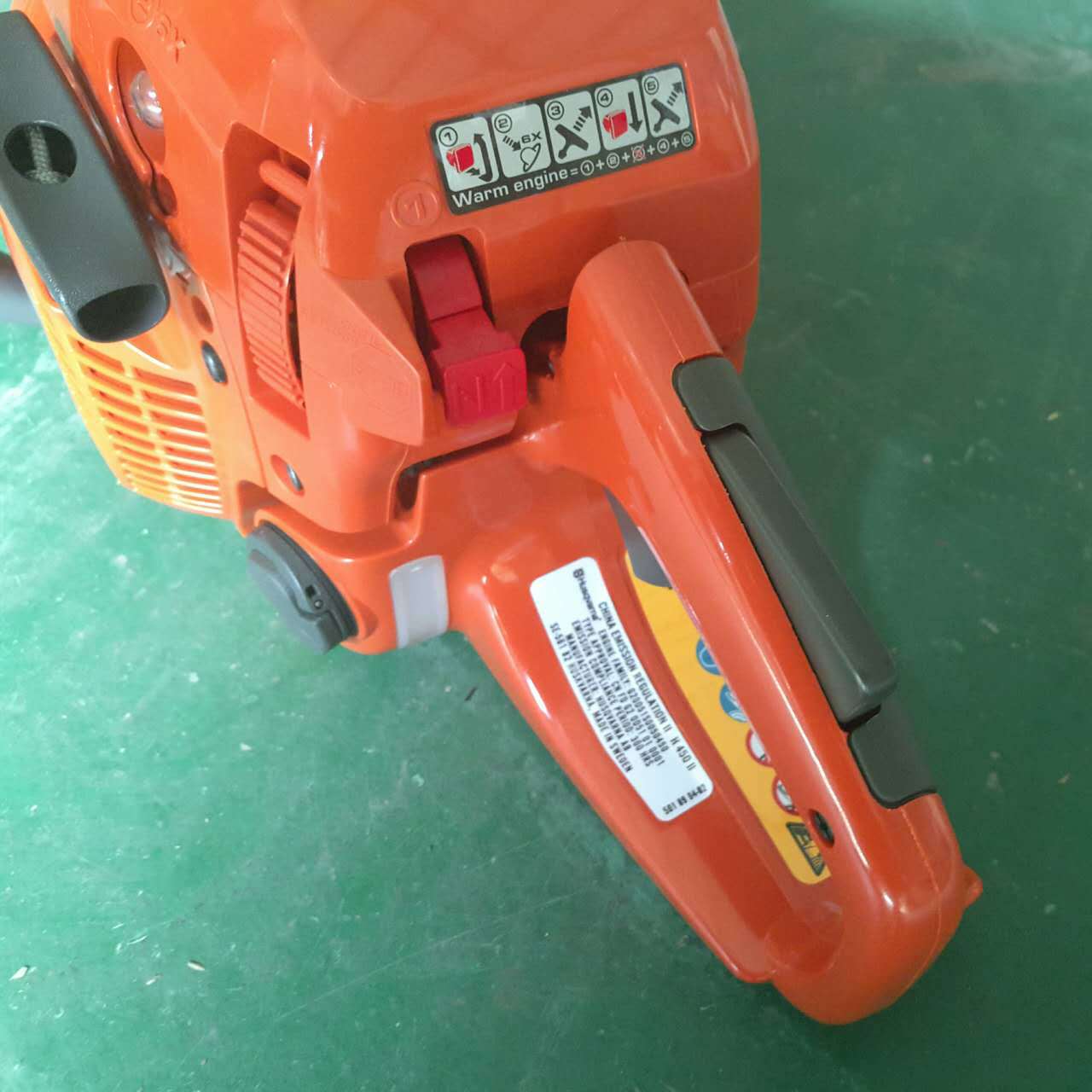 原装富世华胡斯华纳450油锯 汽油锯 园林专业伐木 修枝 18英寸